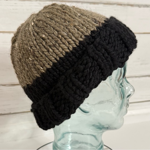 Hand-Knit Two Tone Beanie - Picture 8 of 10